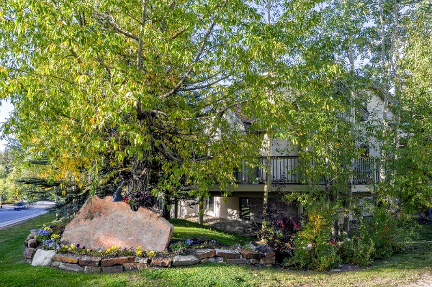 Charming Breckenridge Cabin Rental for a Colorado Vacation in the Rockies