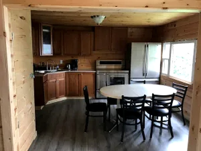 Picturesque Cottage Rentals with Direct Access to Oneida Lake in Cleveland, New York | Cottages (Cleveland, New York, United States of America)