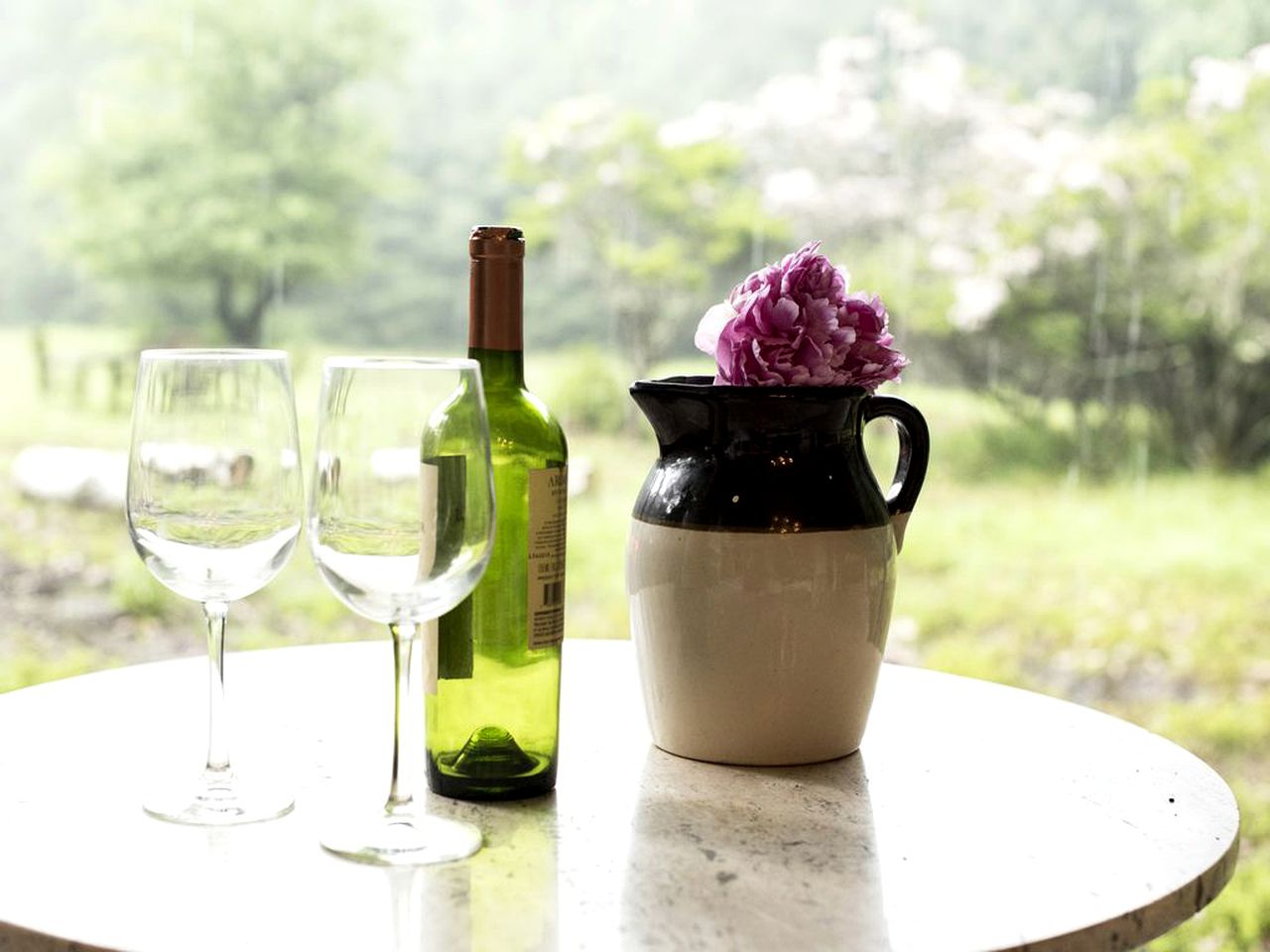 Secluded and Rustic Cabin Rental with Modern Amenities near Woodstock, New York