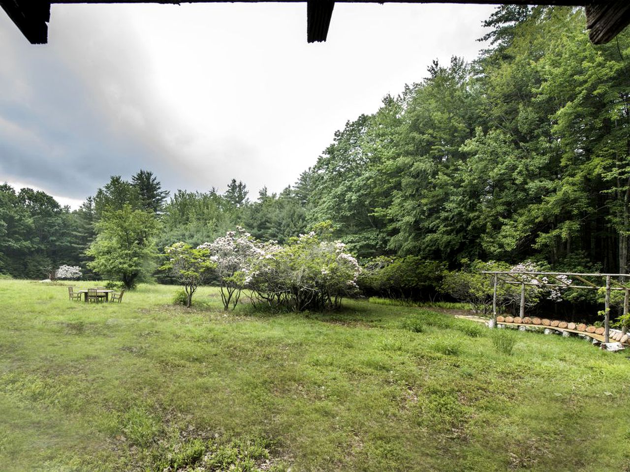 Secluded and Rustic Cabin Rental with Modern Amenities near Woodstock, New York