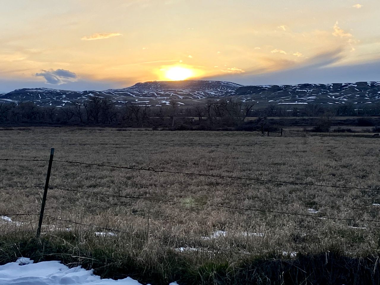 Lovely Cabins with a View near the Bighorn River in Fort Smith, Montana