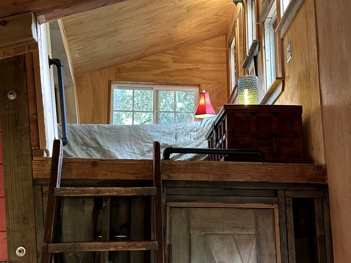 The Wonderland Cottage | Cottages (Topanga, California, United States of America)