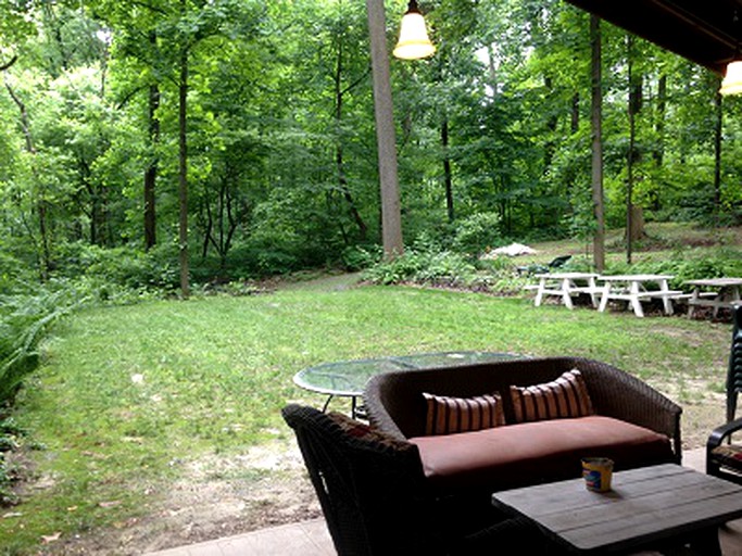 Cozy Suite Rental for Family-Friendly Getaway near Lancaster, Pennsylvania | Nature Lodges (Ephrata, Pennsylvania, United States of America)