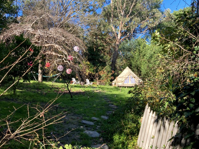 Bell Tents (Healesville, Victoria, Australia)