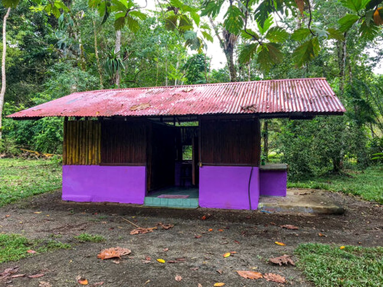 Jungle Hut in Tropical Gardens for Glamping in Costa Rica