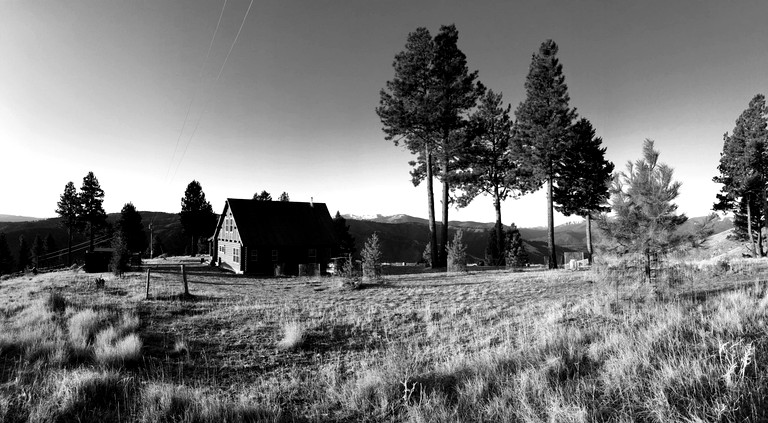 Log Cabins (Darby, Montana, United States of America)