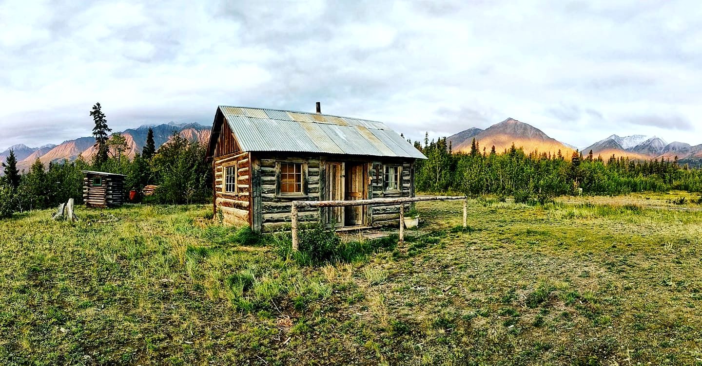 Cabin Rental for Couples in Haines Junction, Yukon