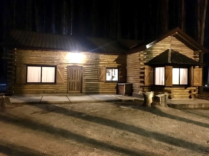 CABAÑA LA EMILIA USPALLATA MDZ | Log Cabins (Uspallata, Mendoza, Argentina)