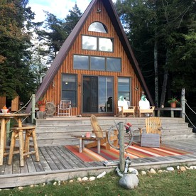 A-Frame Cabin on Lake Michigan with Beach Access near Charlevoix photo 2