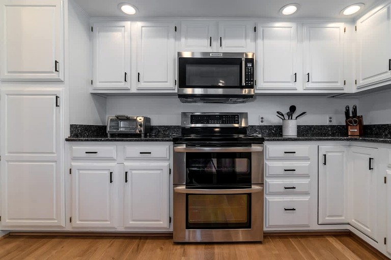 Cabins (United States of America, Goshen, Virginia)