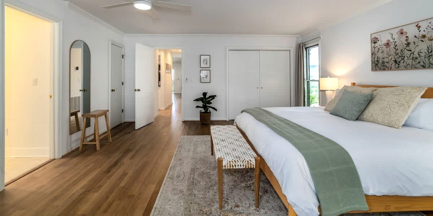 Impressive Cabin with Barbecue and Great Forest Views in Goshen, Virginia