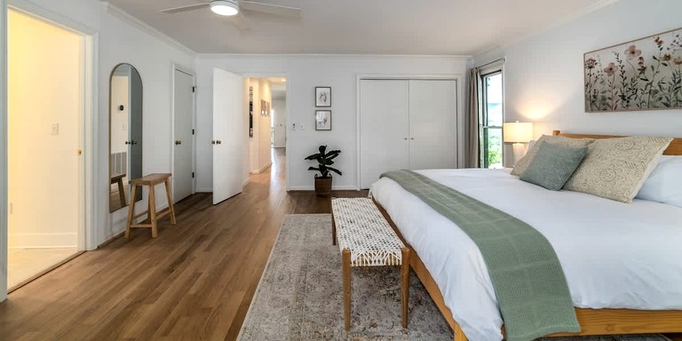 Cabins (United States of America, Goshen, Virginia)