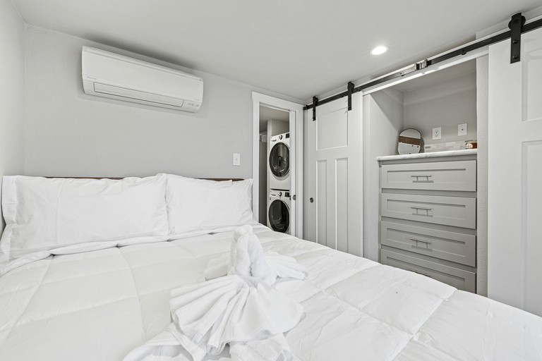 Cabins (United States of America, Fredericksburg, Texas)