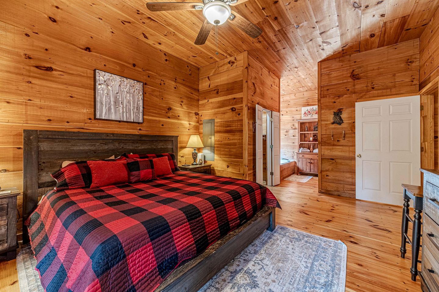Impressive Cabin with Fireplace and Hot-tub in Sautee Nacoochee, Georgia