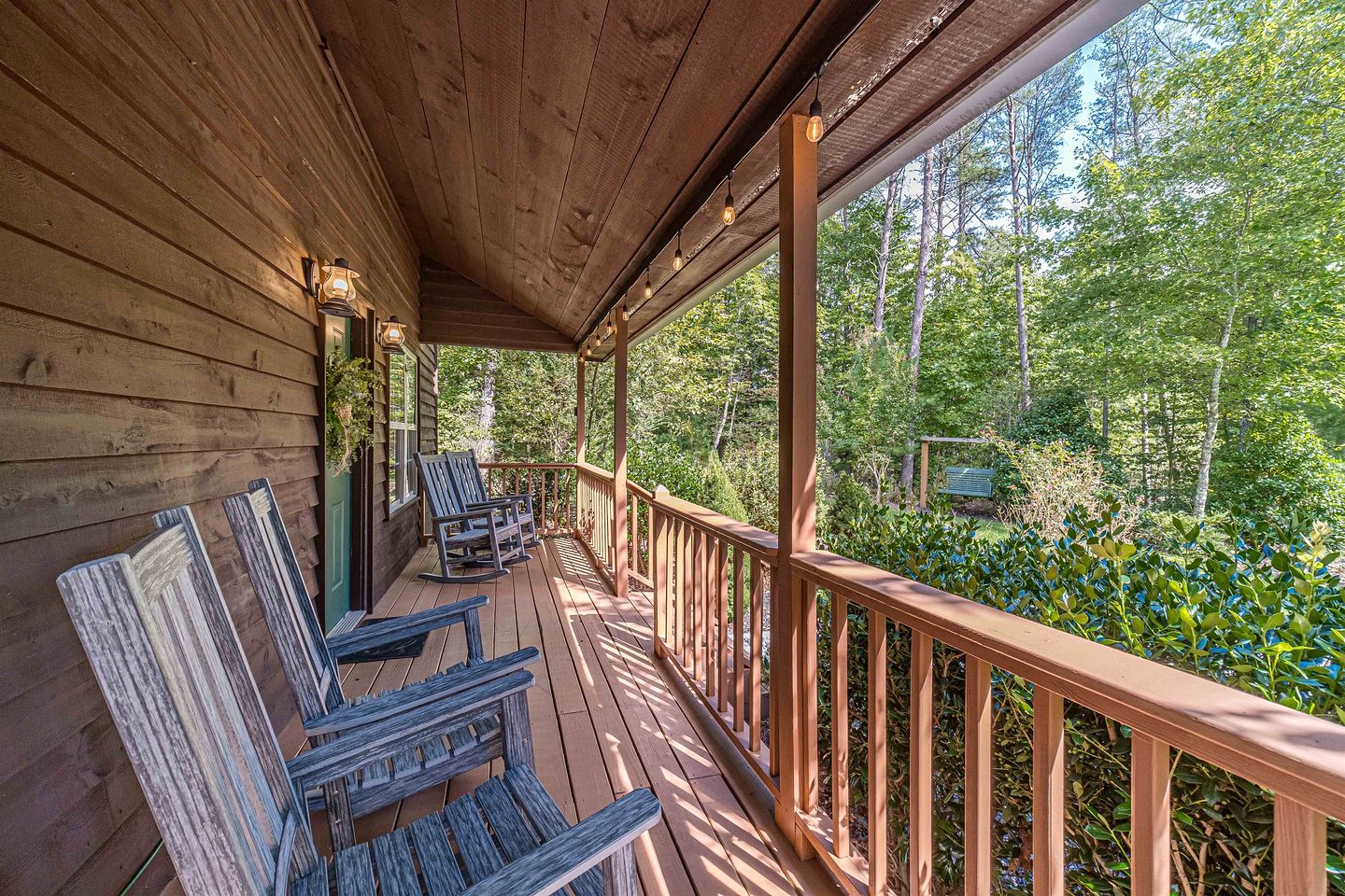 Impressive Cabin with Fireplace and Hot-tub in Sautee Nacoochee, Georgia
