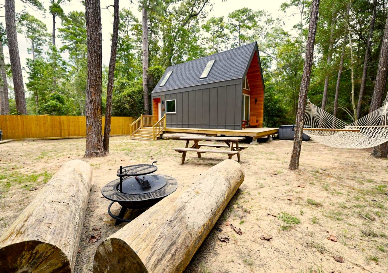 Impressive Cabin with Hammock in Montgomery, Texas