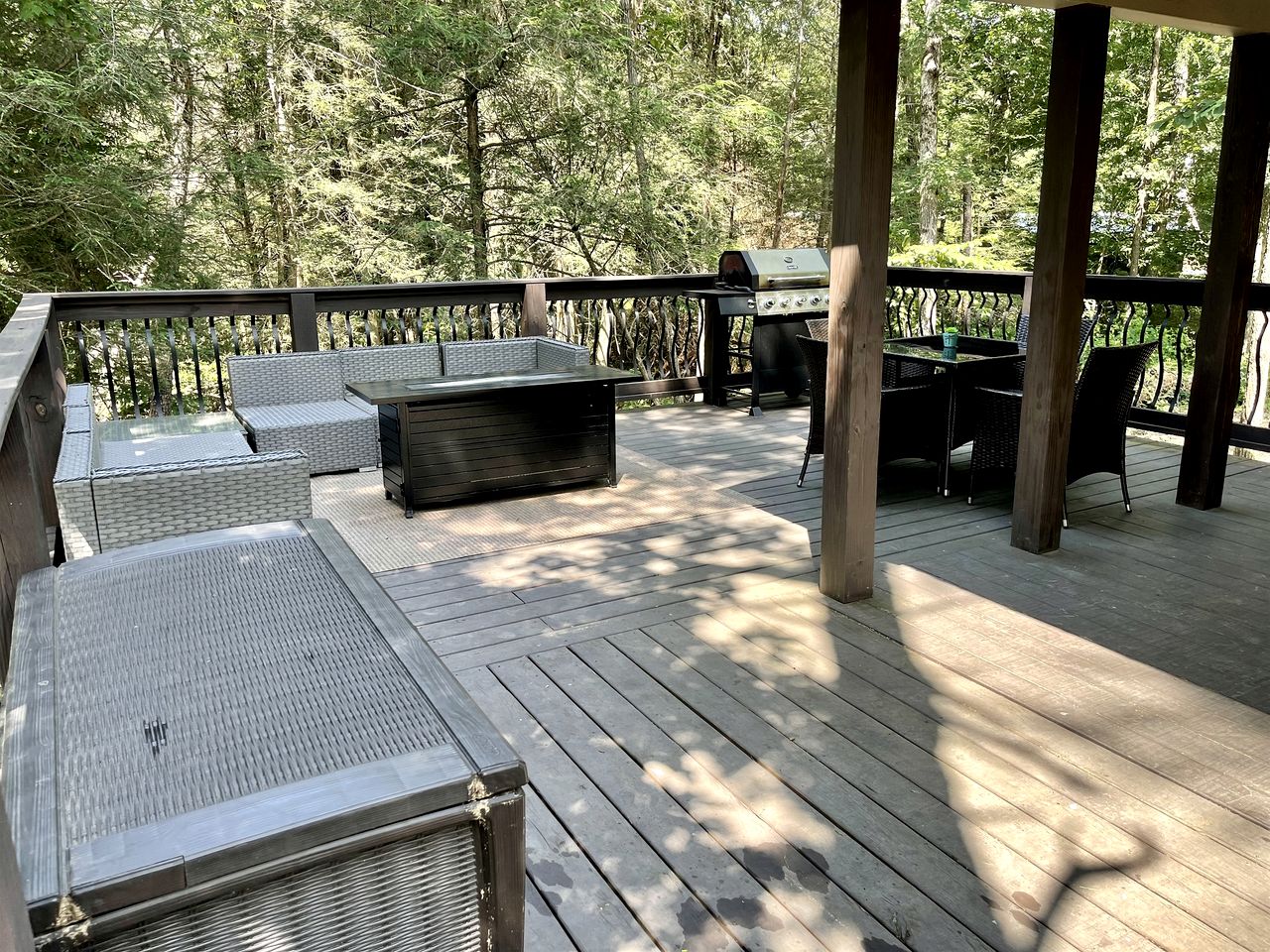 Impressive Cabin with Hot-tub and Close to Great Hiking Trails in Monteagle, Tennessee