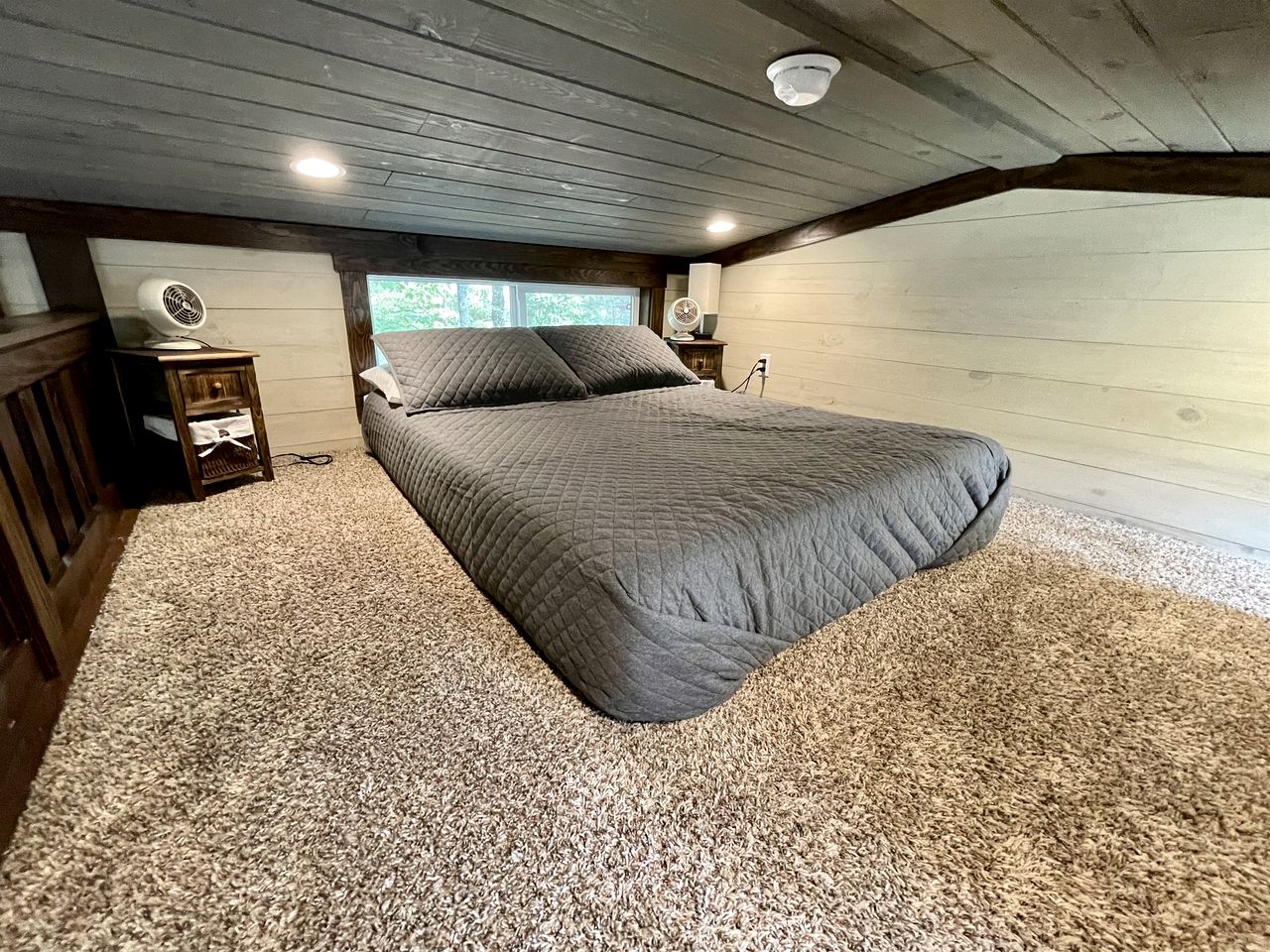 Impressive Cabin with Hot-tub and Close to Great Hiking Trails in Monteagle, Tennessee