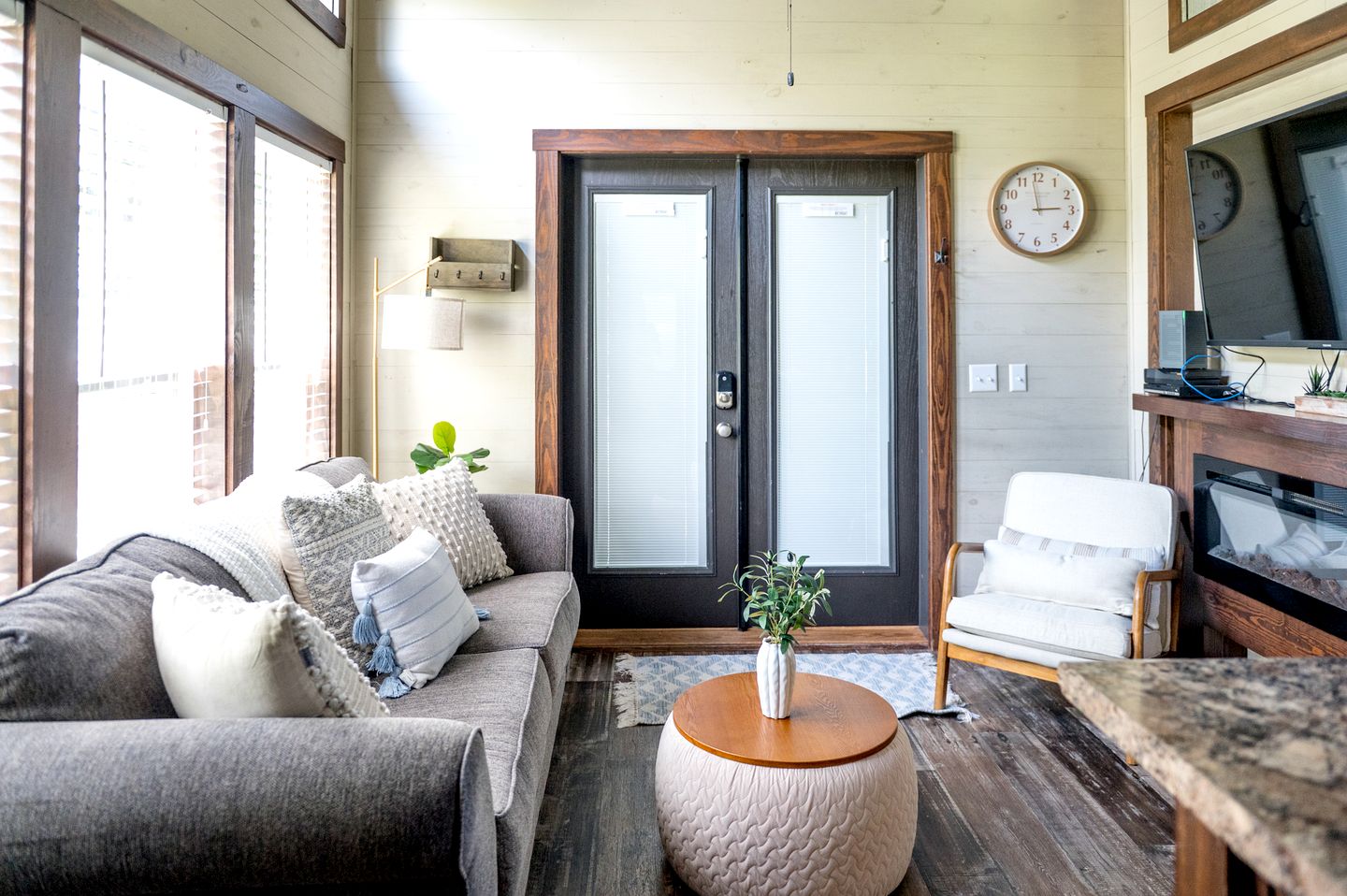 Impressive Cabin with Hot-tub and Close to Great Hiking Trails in Monteagle, Tennessee