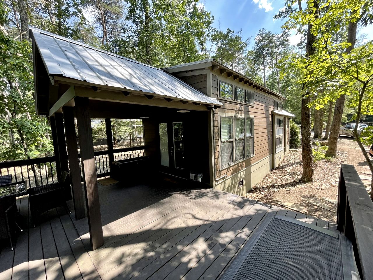Impressive Cabin with Hot-tub and Close to Great Hiking Trails in Monteagle, Tennessee