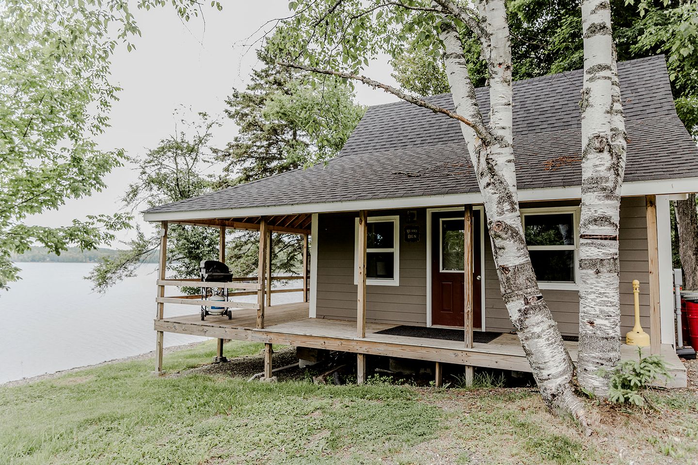 Impressive Cabin with Nice Sights in Portage Lake, Maine