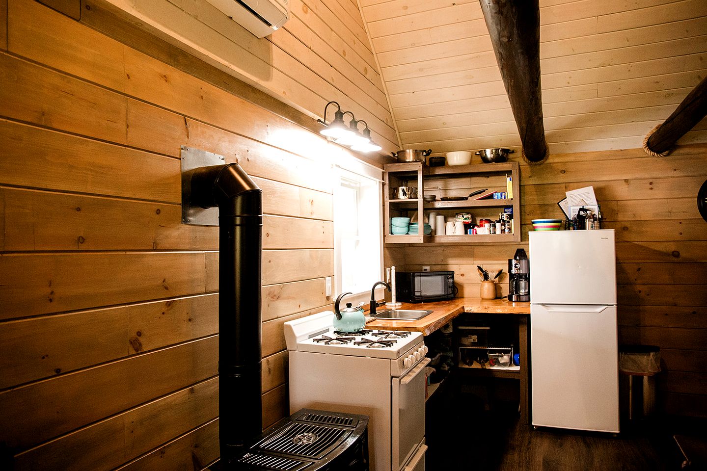 Impressive Cabin with Nice Sights in Portage Lake, Maine