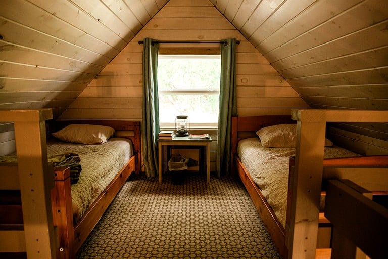 Cabins (United States of America, Portage Lake, Maine)
