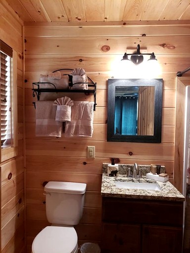 Cabins (United States of America, Gatlinburg, Tennessee)