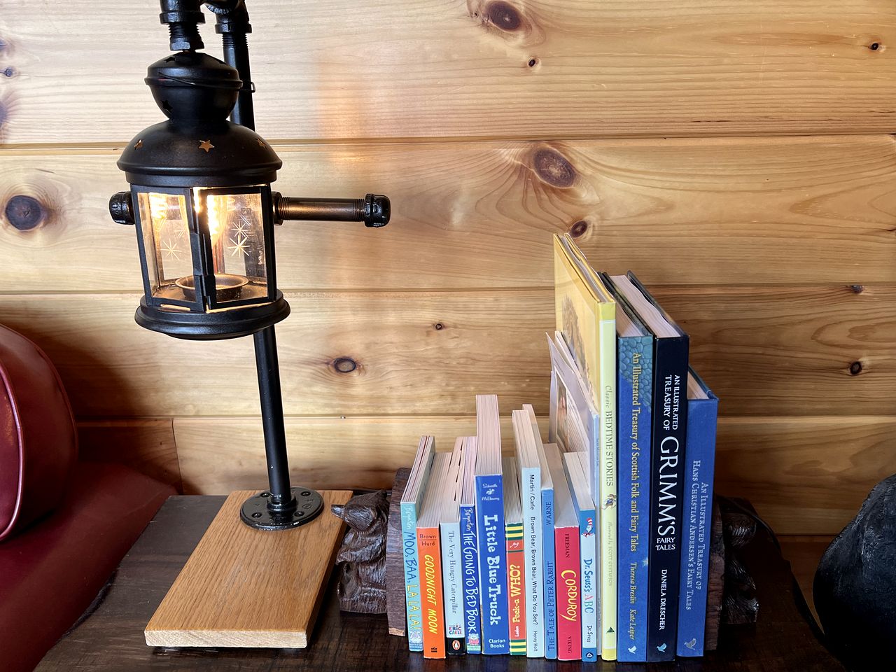 Impressive Cabin with Pool Table and Hot-Tub in Gatlinburg, Tennessee