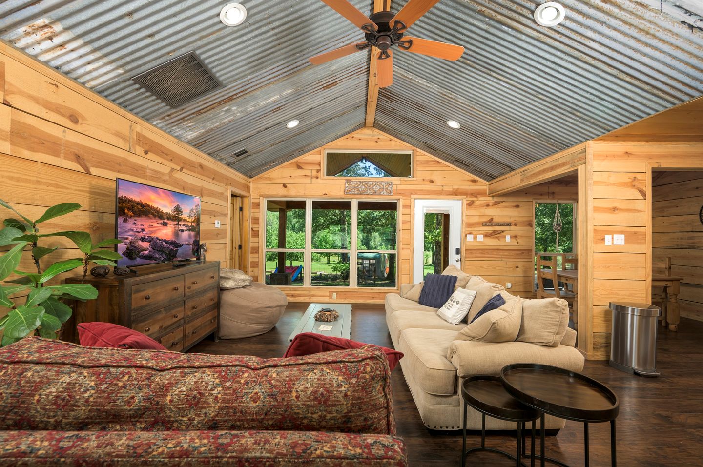 Impressive Cabin Surrounded by Trees in Nashoba, Oklahoma