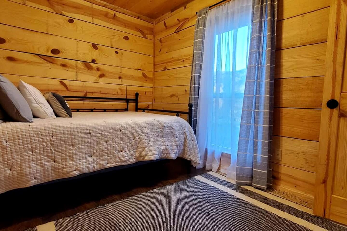 Impressive Cabin Surrounded by Trees in Nashoba, Oklahoma
