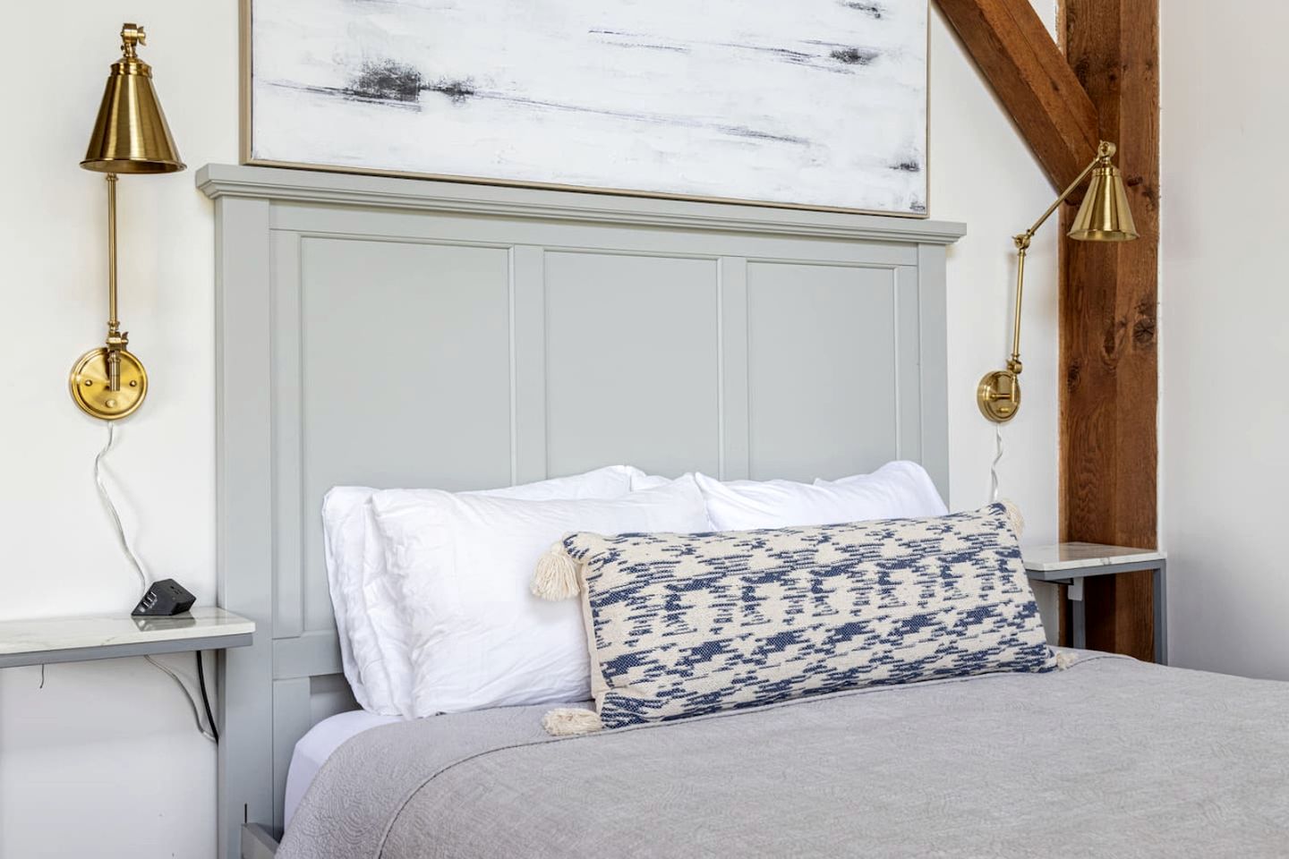 Impressive Cottage Beautifully Renovated with Sauna and Fire Pit in Virginia