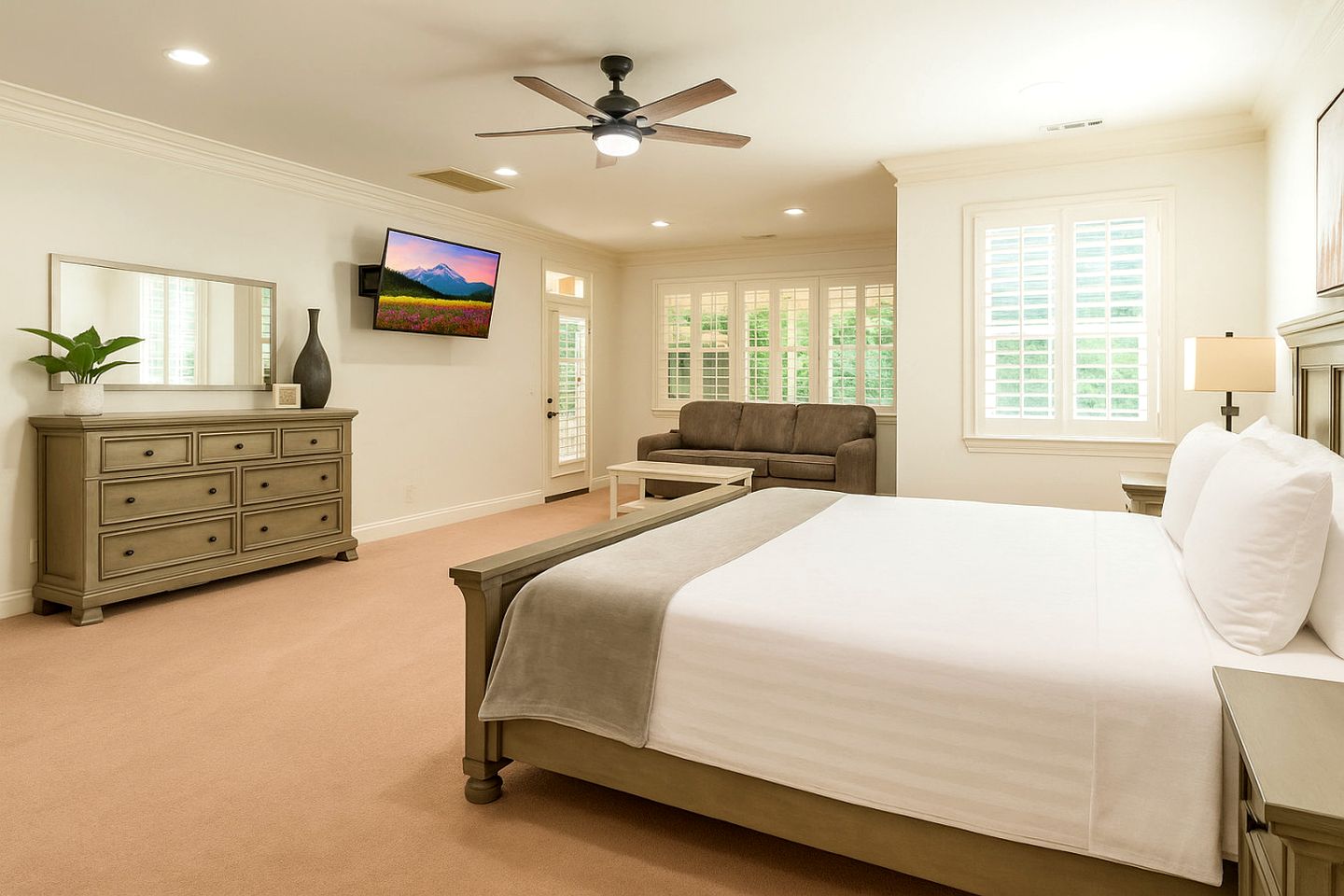 Impressive Luxurious Rental with Pool and Game Space in NC