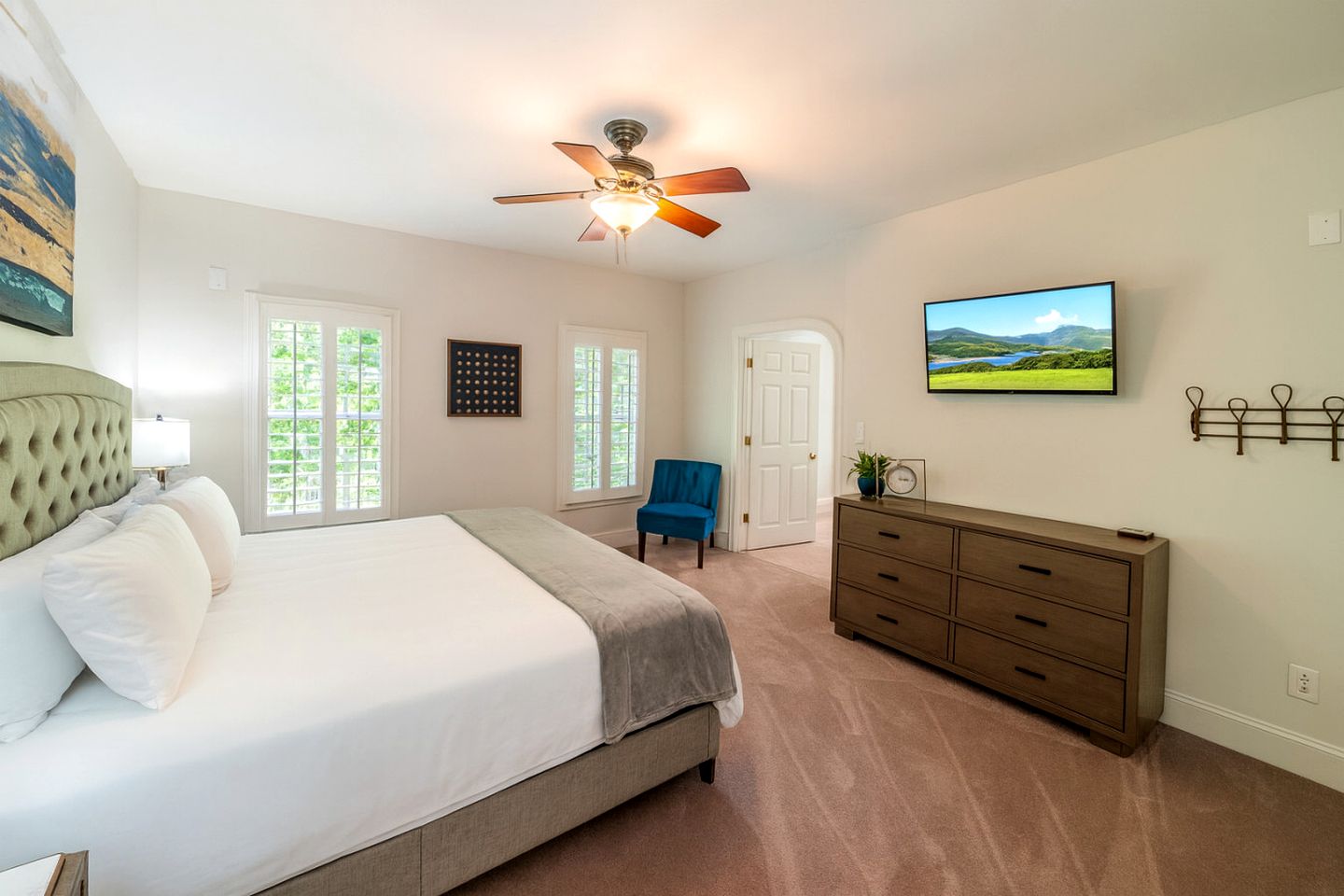 Impressive Luxurious Rental with Pool and Game Space in NC