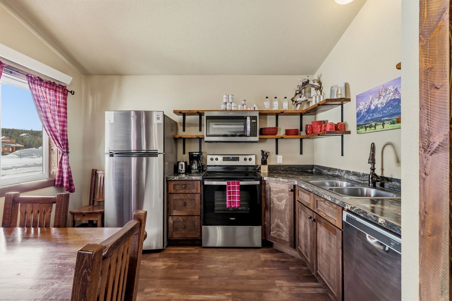 Impressive Old West Cabin with Fireplace in Island Park, Idaho