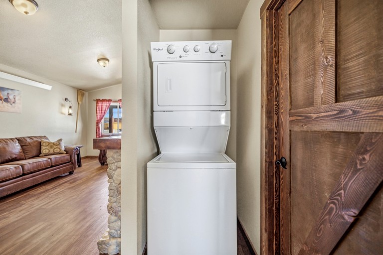 Cabins (United States of America, Island Park, Idaho)