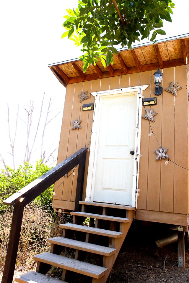 Pet Friendly Impressive Safari Tent with Hot-tub in Rainbow, California