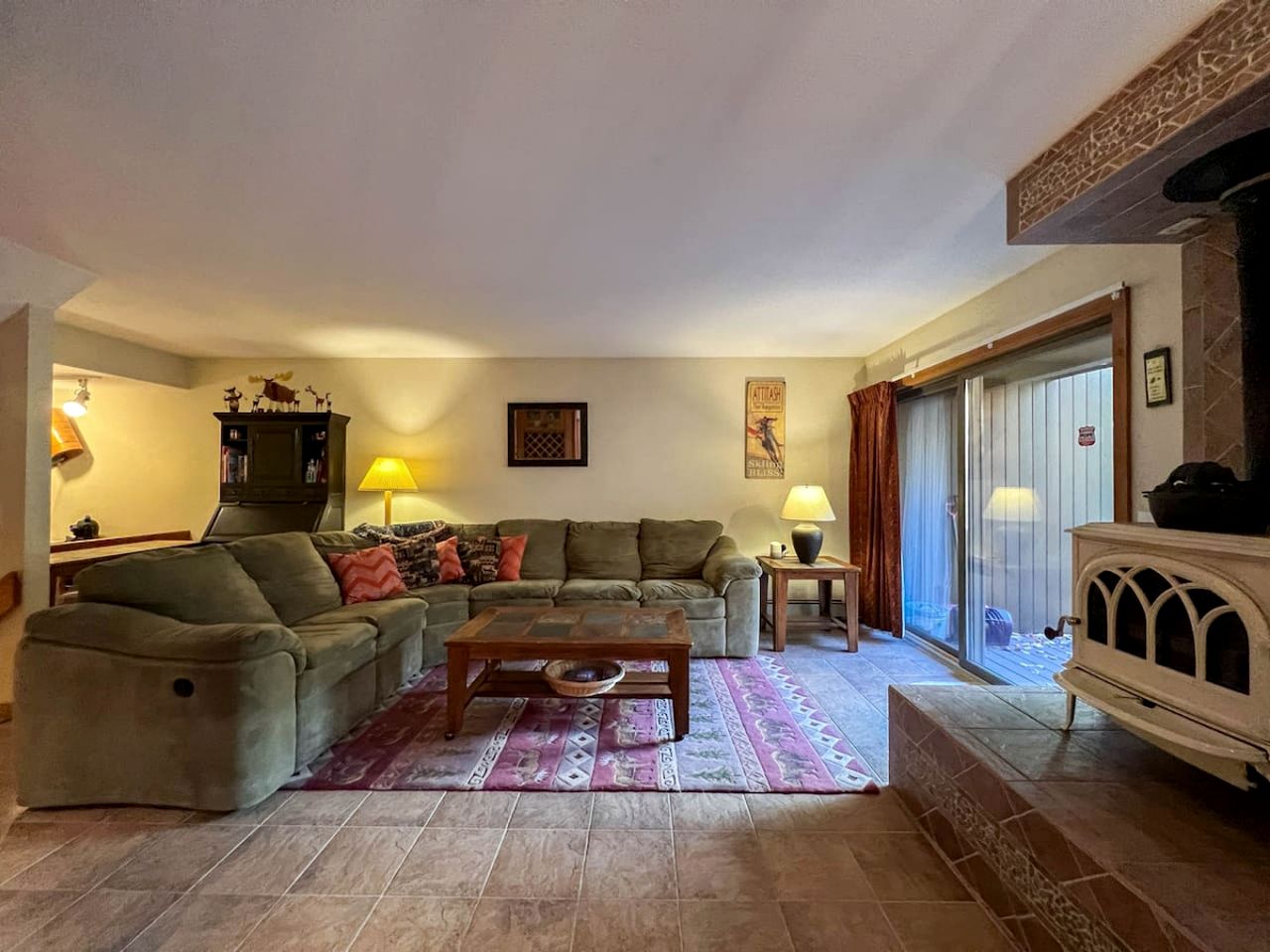 Impressive Secluded Cabin with Gorgeous Sights and Swimming Pool in Bartlett, New Hampshire
