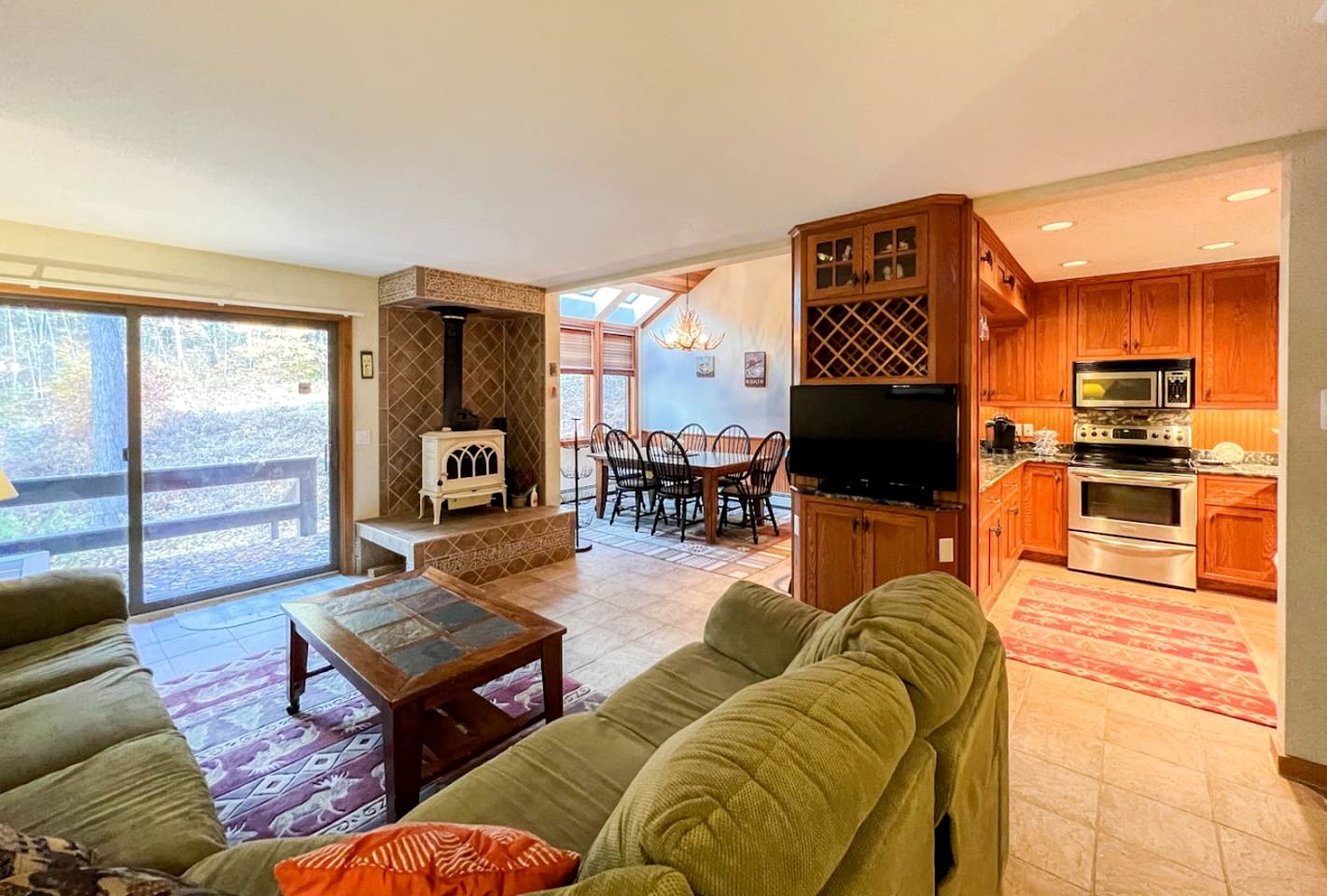 Impressive Secluded Cabin with Gorgeous Sights and Swimming Pool in Bartlett, New Hampshire