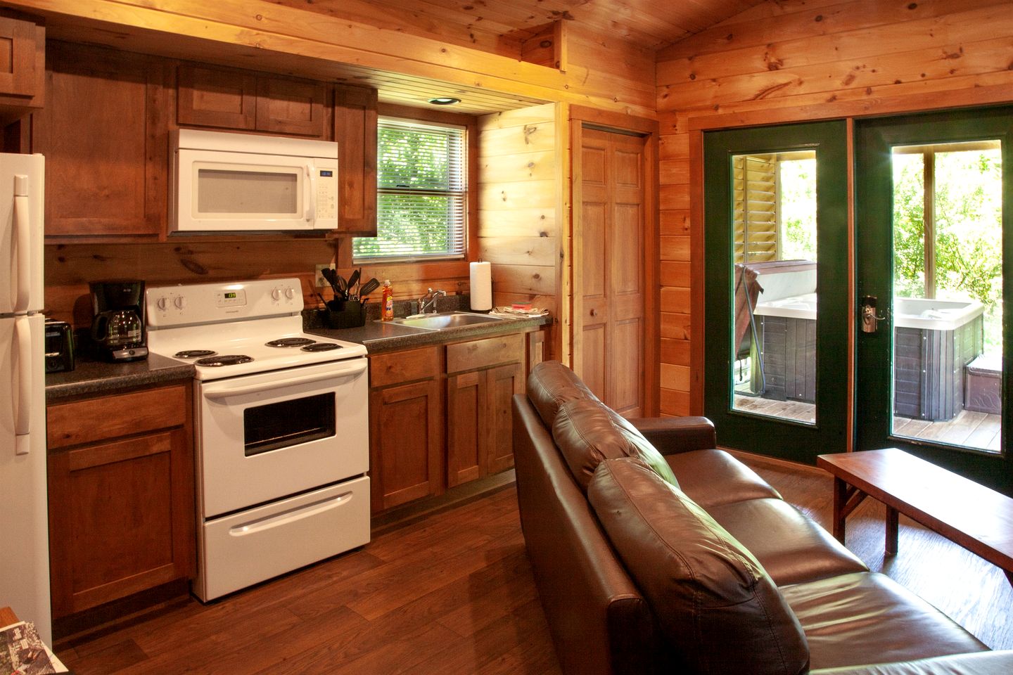 Impressive Secluded Cabin with Hot-tub in Herod, Illinois