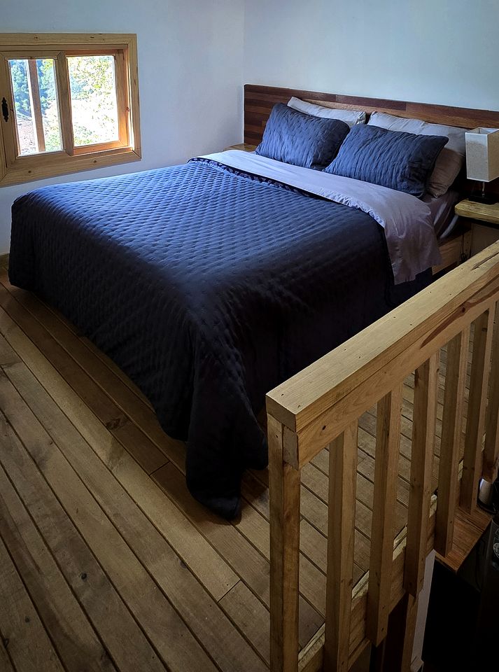 Impressive Secluded Log Cabin in Pinal de Amoles, Querétaro