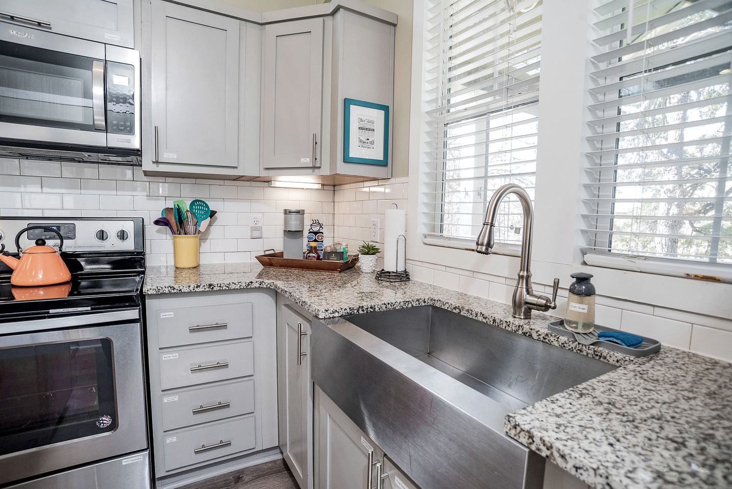 Impressive Tiny House with River Access and Fire Pit in Seguin, Texas