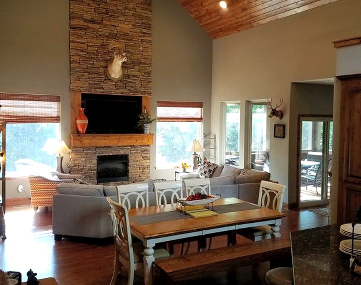 Impressive Vacation Rental for a Family Getaway near Branson, Missouri