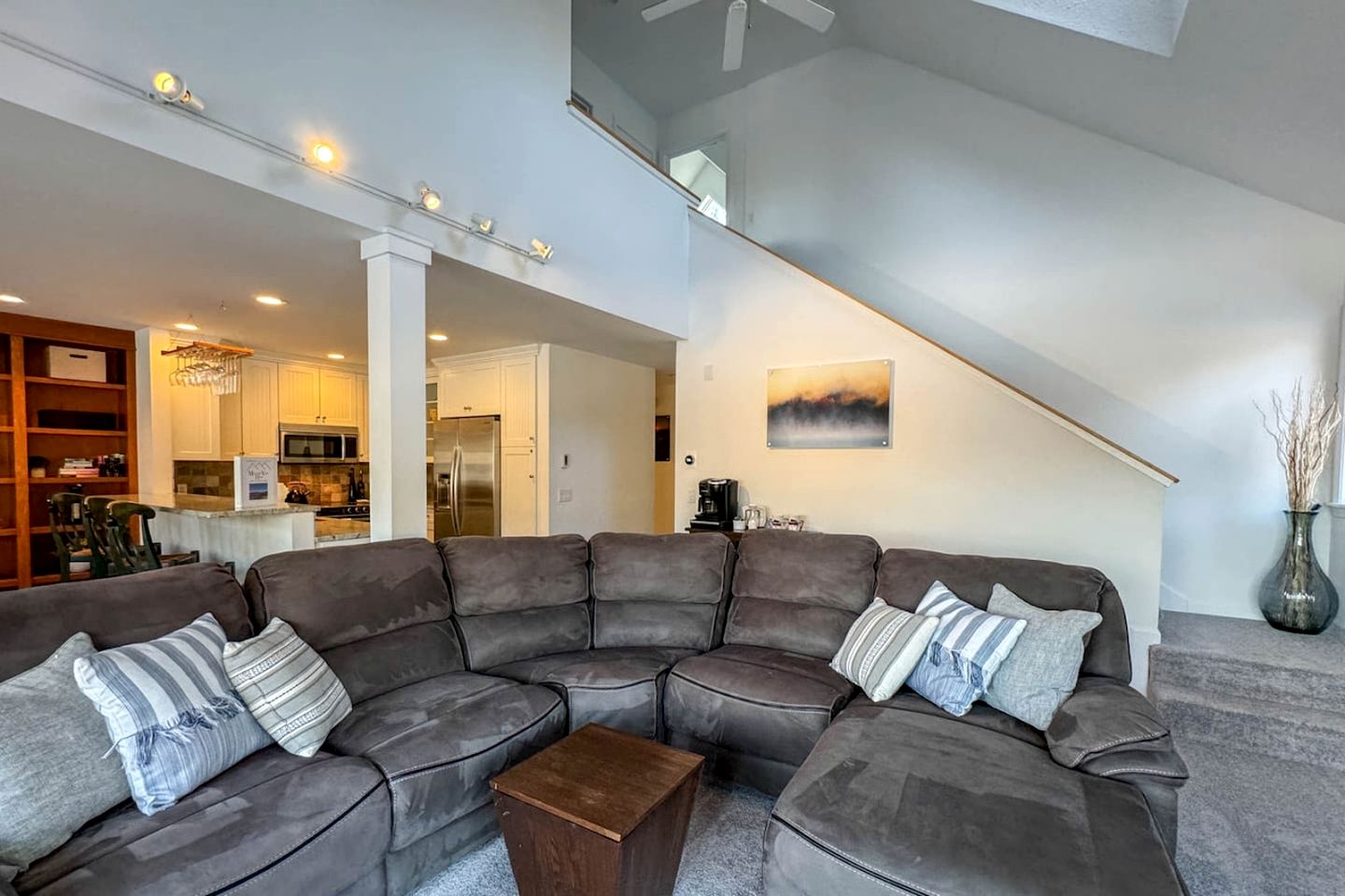 Impressive Villa Surrounded by Trees with Fantastic Sights in Jackson, New Hampshire