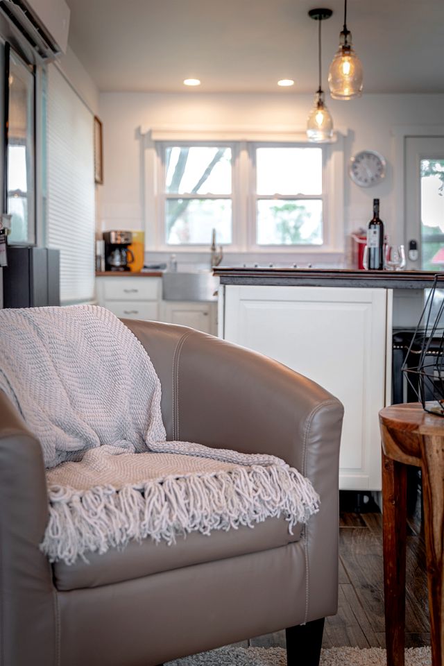 Impressive Waterfront Cottage with Fantastic Views in Leamington, Ontario