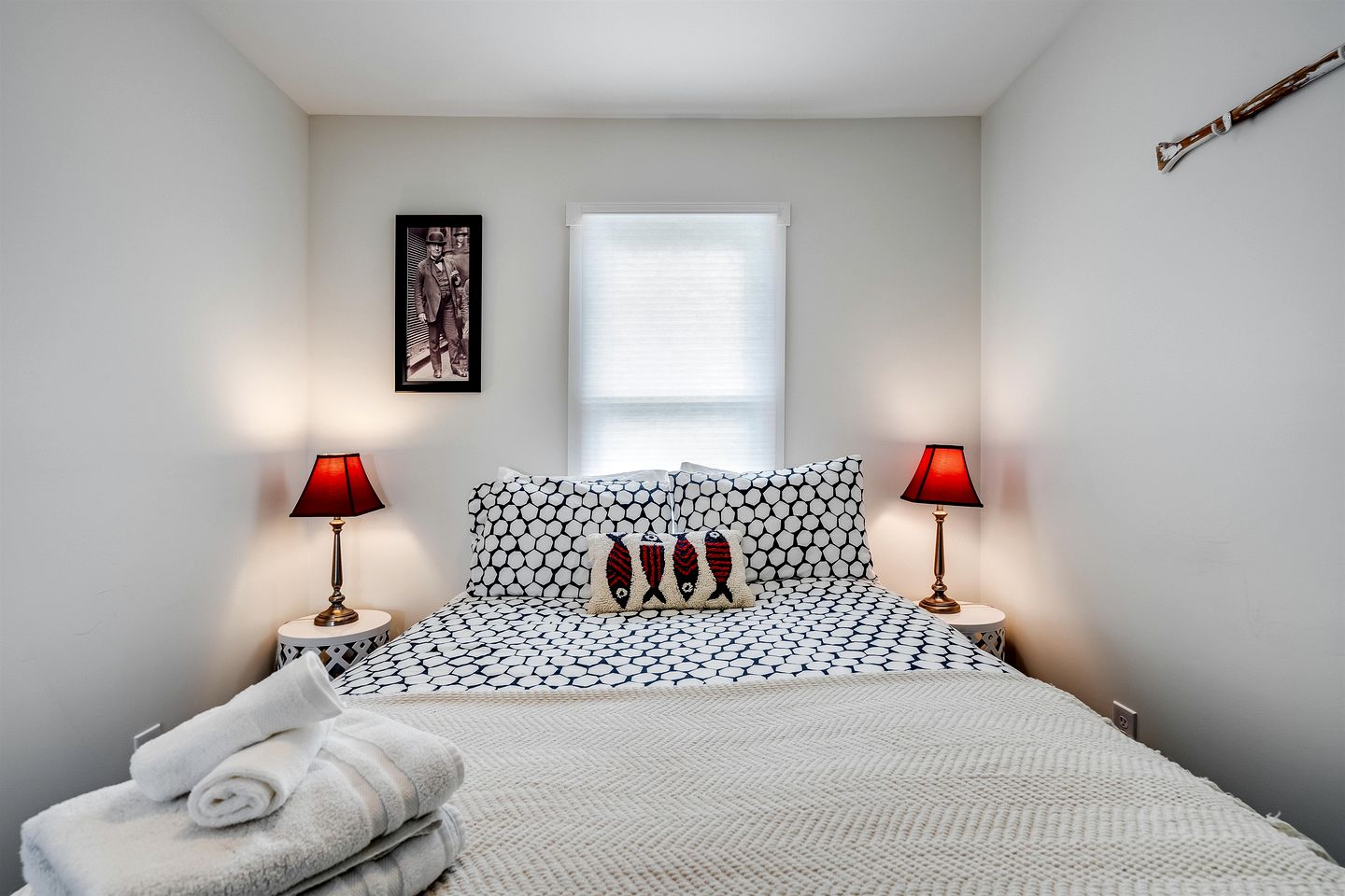 Impressive Waterfront Cottage with Fantastic Views in Leamington, Ontario