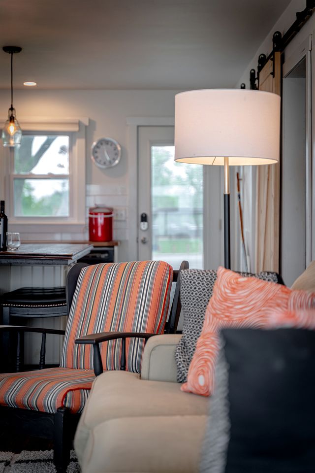 Impressive Waterfront Cottage with Fantastic Views in Leamington, Ontario