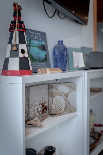 Cottages (Canada, Leamington, Ontario)