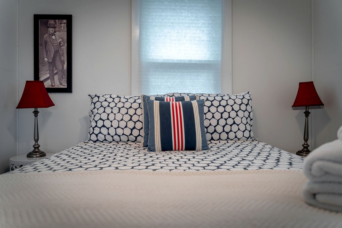 Impressive Waterfront Cottage with Fantastic Views in Leamington, Ontario