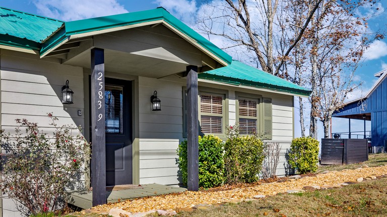 Cabins (United States of America, Mentone, Alabama)